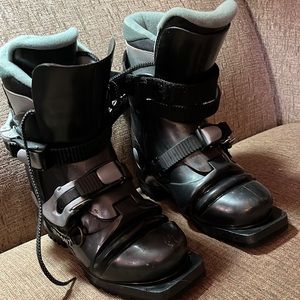 Garmont Veloce telemark ski boots, made in Italy
